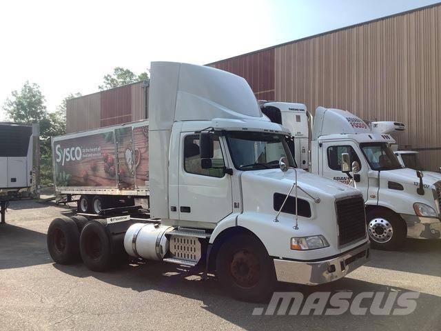 Volvo VNM Sadulveokid