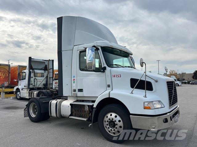 Volvo VNM Sadulveokid