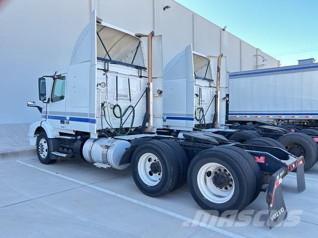 Volvo VNM Sadulveokid