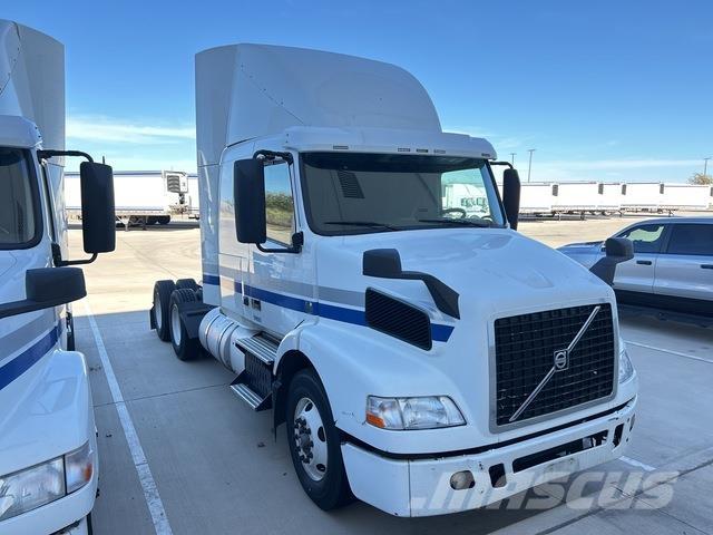 Volvo VNM Sadulveokid