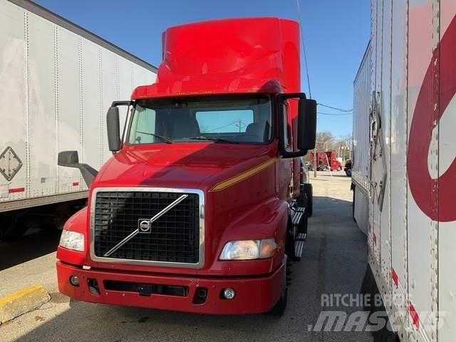 Volvo VNM42T Sadulveokid