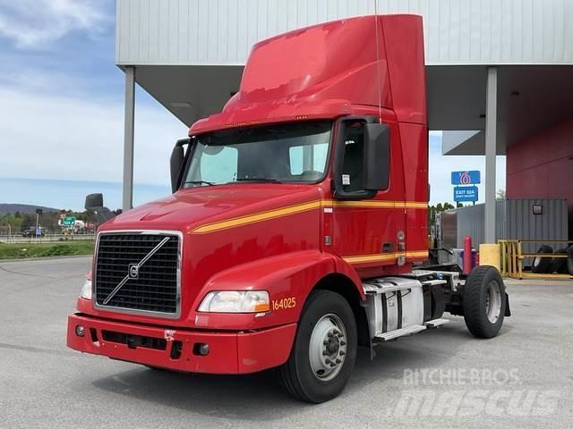 Volvo VNM42T Sadulveokid