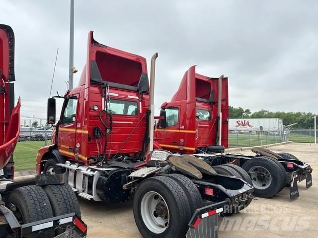 Volvo VNM42T Sadulveokid