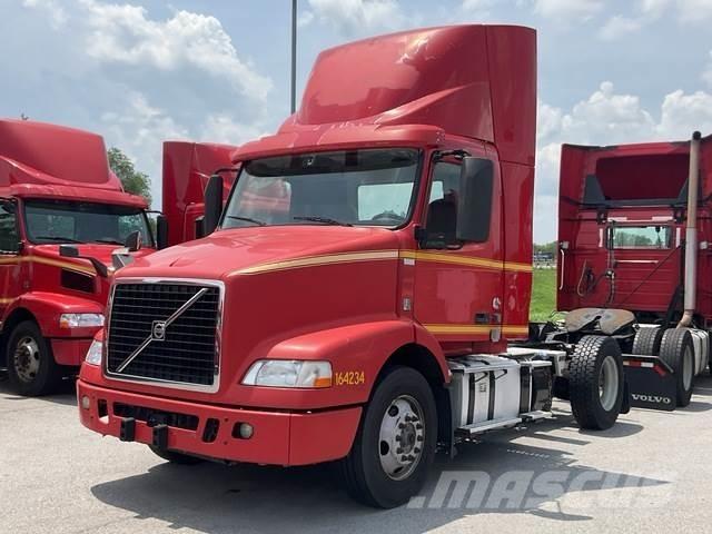 Volvo VNM42T Sadulveokid
