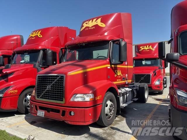 Volvo VNM42T Sadulveokid