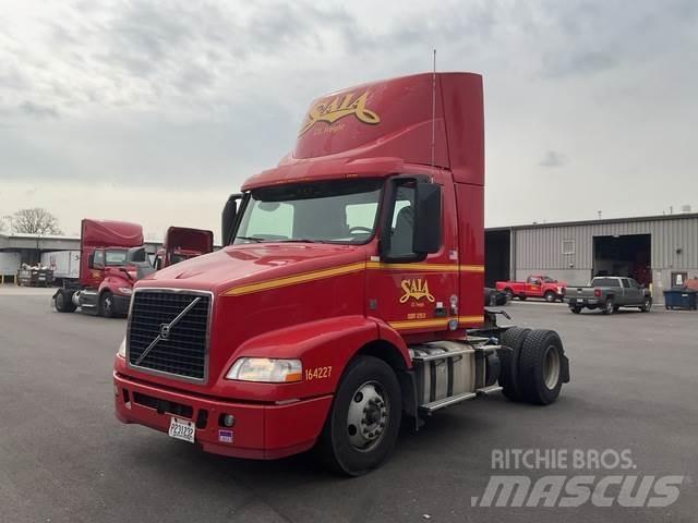 Volvo VNM42T Sadulveokid