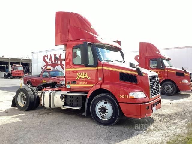 Volvo VNM42T Sadulveokid