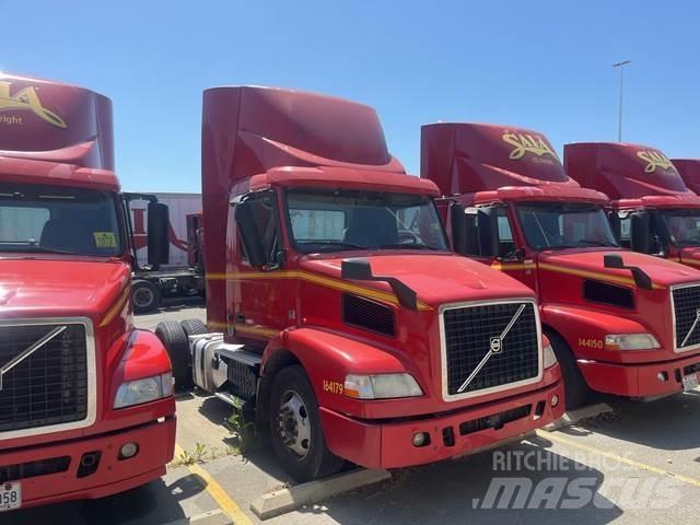 Volvo VNM42T Sadulveokid