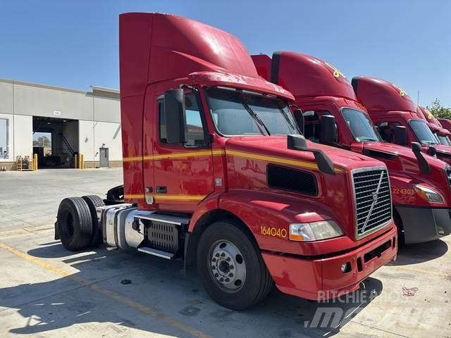 Volvo VNM42T Sadulveokid
