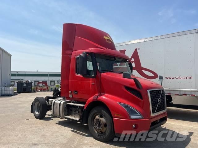 Volvo VNM42T Sadulveokid