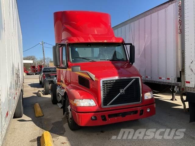 Volvo VNM42T Sadulveokid