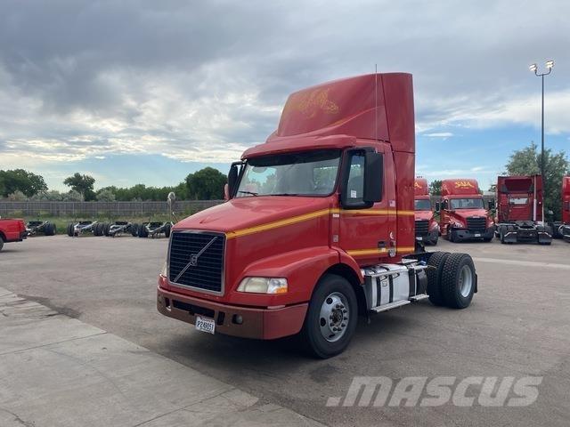 Volvo VNM42T Sadulveokid