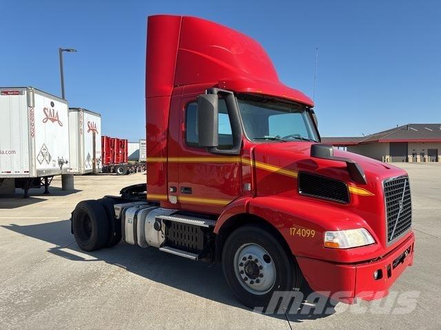 Volvo VNM42T Sadulveokid