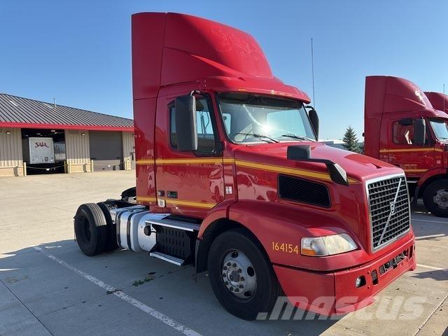 Volvo VNM42T Sadulveokid