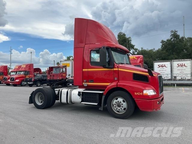 Volvo VNM42T Sadulveokid