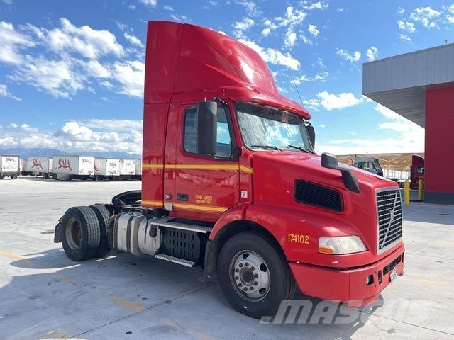 Volvo VNM42T Sadulveokid