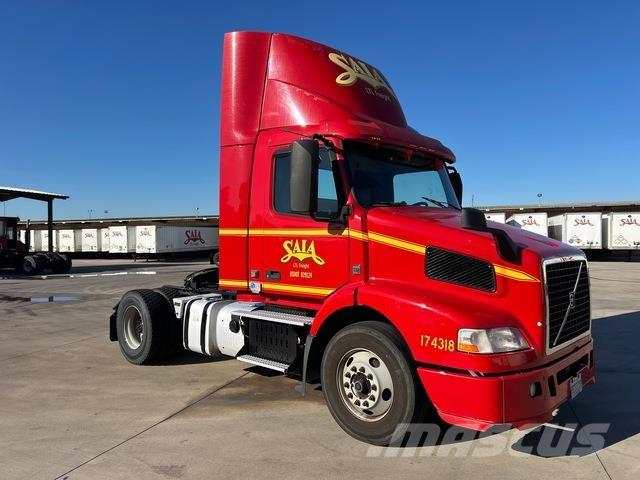 Volvo VNM42T Sadulveokid