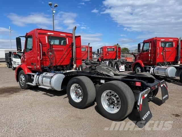 Volvo VNR Sadulveokid