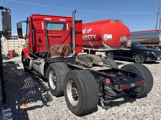 Volvo VNR Sadulveokid
