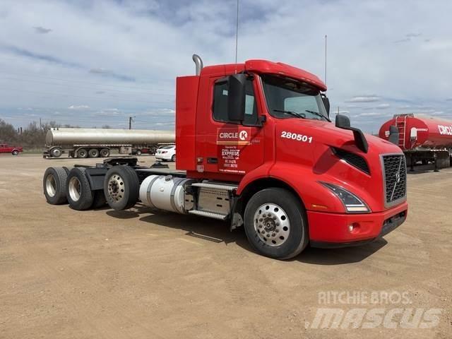 Volvo VNR Sadulveokid