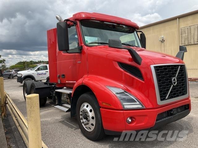 Volvo VNR Sadulveokid