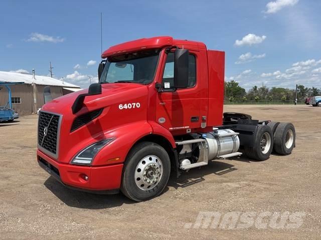 Volvo VNR Sadulveokid