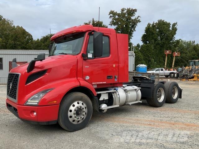 Volvo VNR Sadulveokid