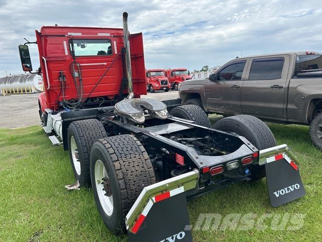 Volvo VNR Sadulveokid