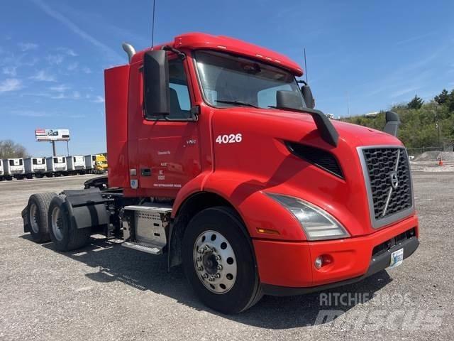 Volvo VNR Sadulveokid