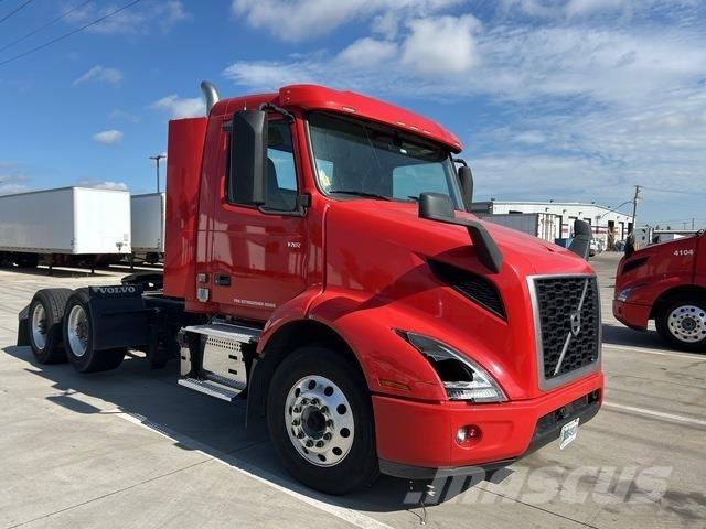 Volvo VNR Sadulveokid