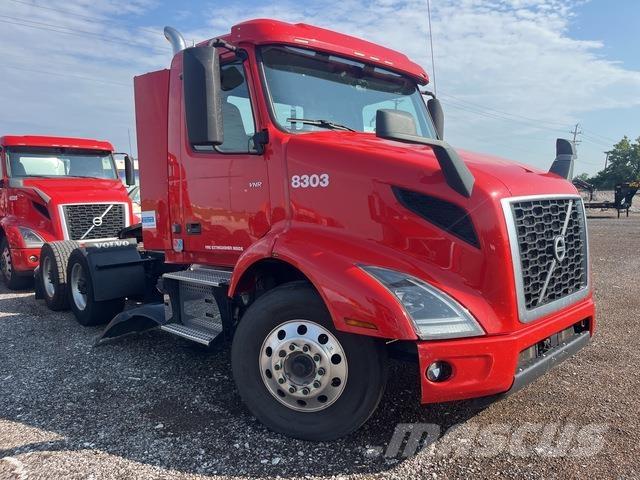 Volvo VNR Sadulveokid