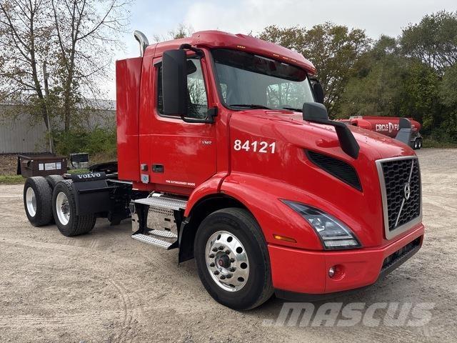 Volvo VNR Sadulveokid
