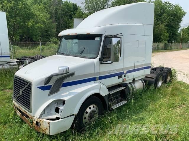 Volvo VNR64T Sadulveokid