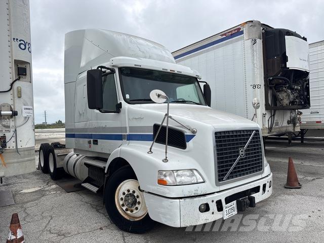 Volvo VNR64T Sadulveokid