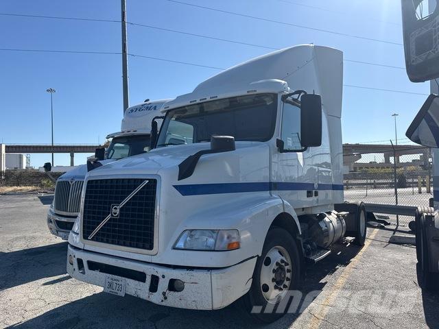 Volvo VNR64T Sadulveokid