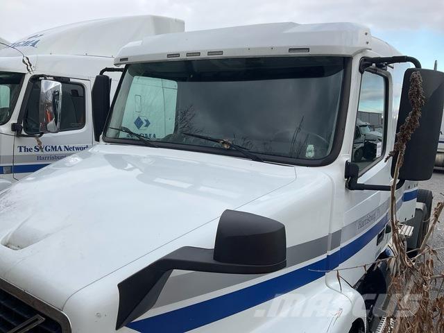 Volvo VNR64T Sadulveokid