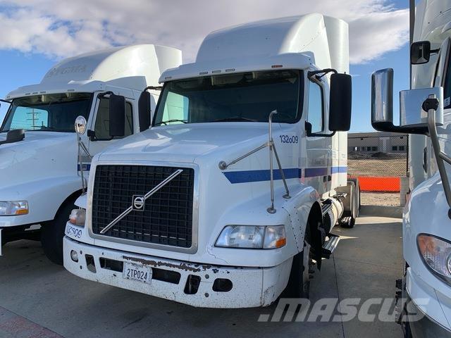 Volvo VNR64T Sadulveokid