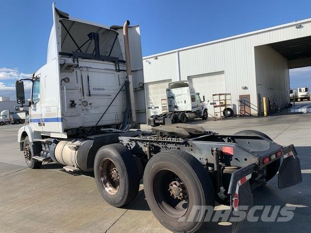Volvo VNR64T Sadulveokid