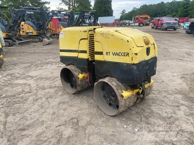 Wacker RT Pinnasetihendajad