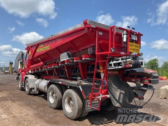 Western Star  Betoonkivi tootmise masinad