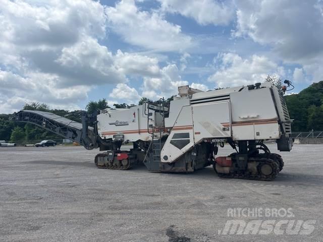 Wirtgen W2200 Asfaldi külmfreesimise masinad