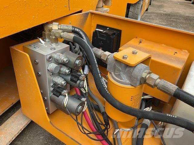 XCMG GTJZ1212 Käärtõstukid