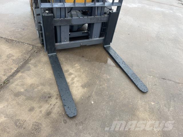 XCMG XCF 3.0t Kahveltõstukid - muud