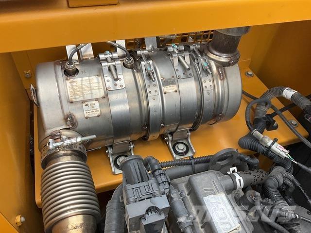 XCMG XE135G Roomikekskavaatorid