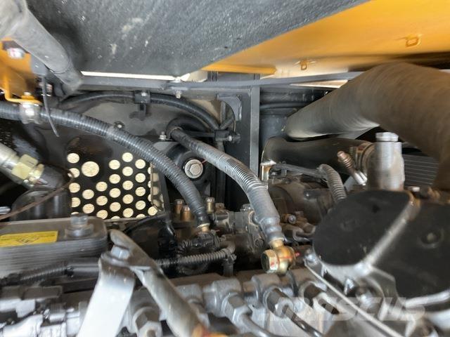 XCMG XE135G Roomikekskavaatorid