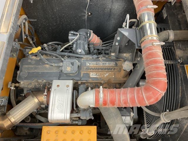 XCMG XE380GK Roomikekskavaatorid