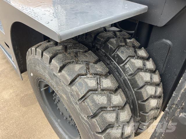 XCMG XVB50-T Kahveltõstukid - muud