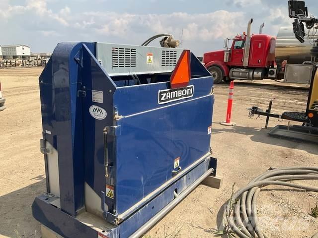 Zamboni 200 Muud teekoristamise ja lumekoristamise masinad