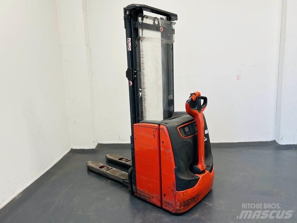 Linde L16 Järelkäidavad virnastajad