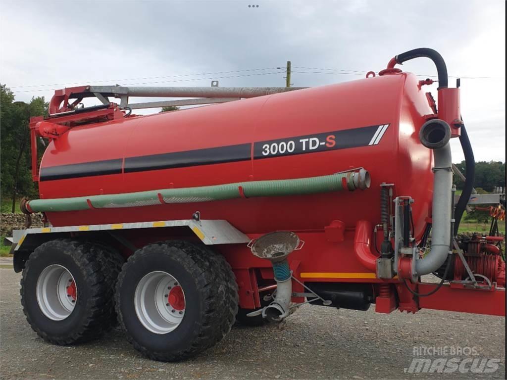 Hi-Spec 3000 TD-S Sõnnikulaoturid